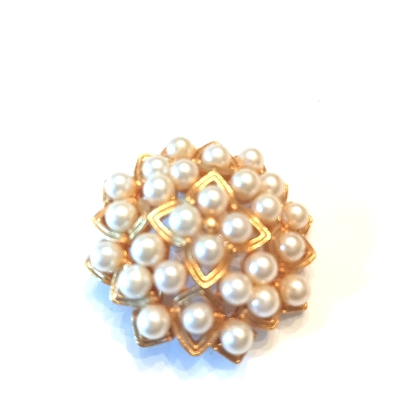 PEARL & Gold & Women's Gorgeous Flower Brooch - Picture 3 of 6